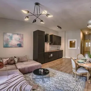  Apartament True Gem Downtown Next To Synagogue And Gozsdu Garden Area